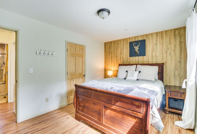 Serene Big Bear Retreat W/ Hot Tub + Game Room!