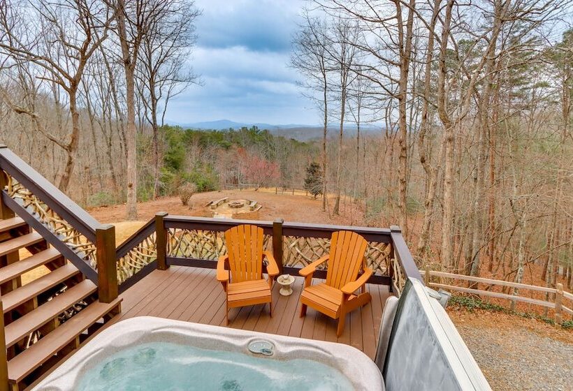 Stunning Blue Ridge Home W/ Hot Tub & Views!
