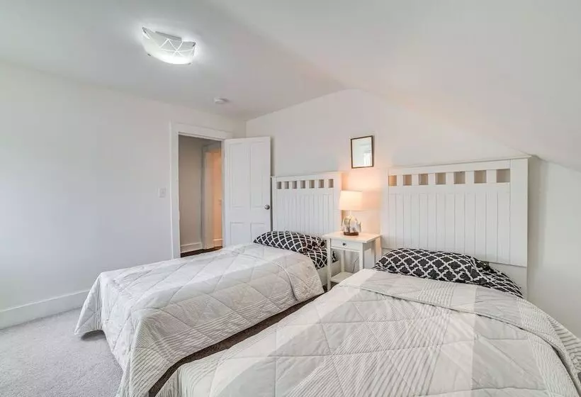 Suttons Bay Home W/ Fire Pit & Water Views!