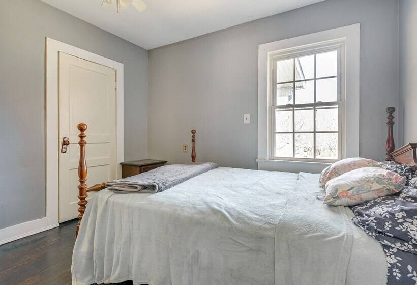 Winchester Home W/ Large Yard: Near Tims Ford Lake