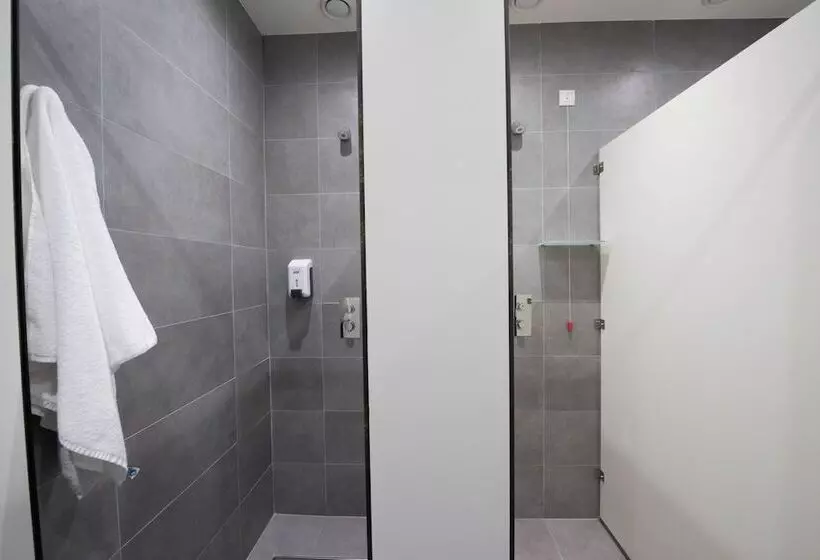 Bluesock Hostels Porto