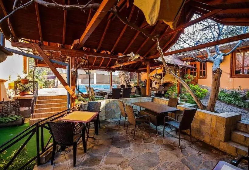 Family Hotel Ogi