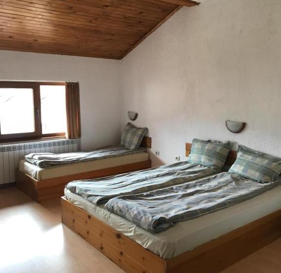 فندق Durchova Kashta Family