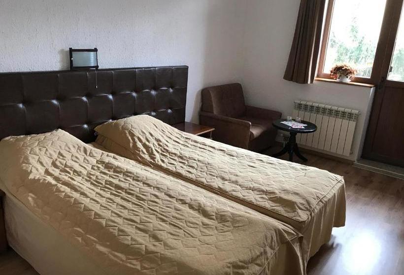 فندق Durchova Kashta Family