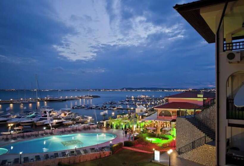 Hotel Lazur 1 5 Apart Complex