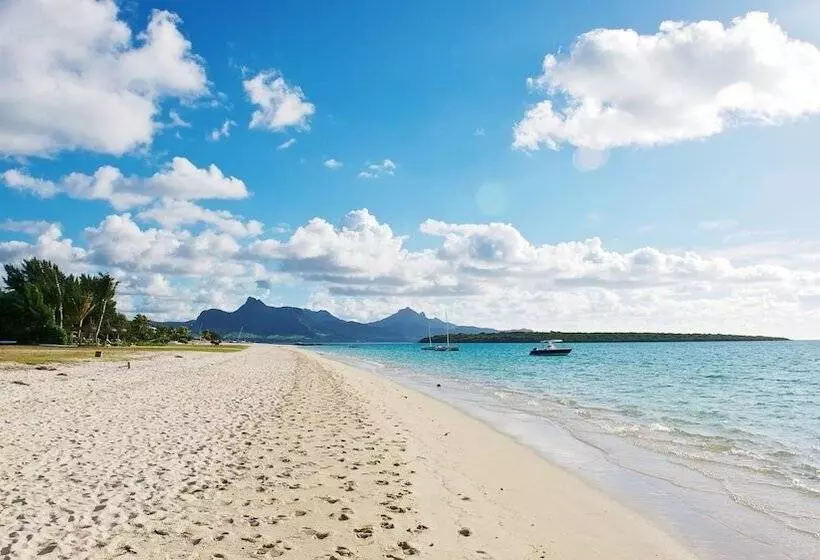 هتل Paradise Beach By Horizon Holidays