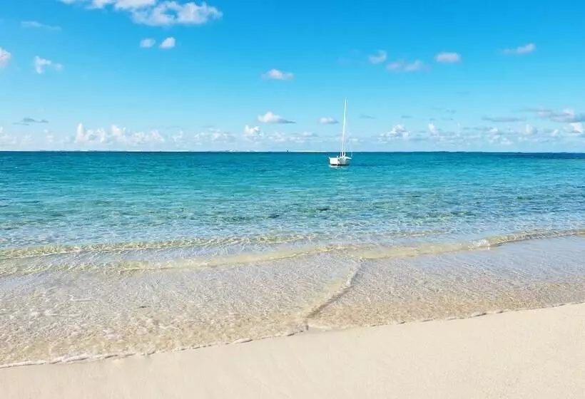 هتل Paradise Beach By Horizon Holidays