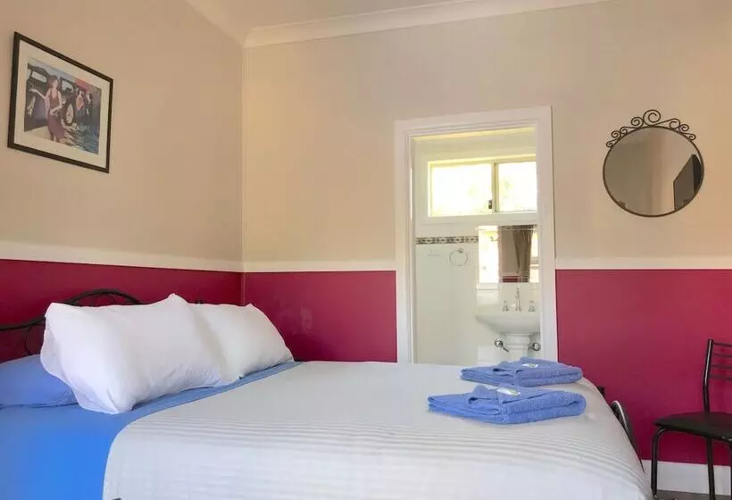 The Lady Jane Motel