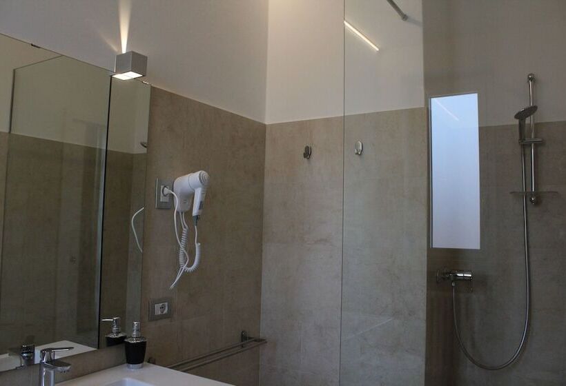 تختخواب و صبحانه Solosonno