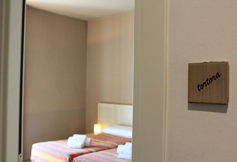 تختخواب و صبحانه Solosonno