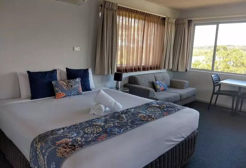 Haven Waters Motel & Apartments