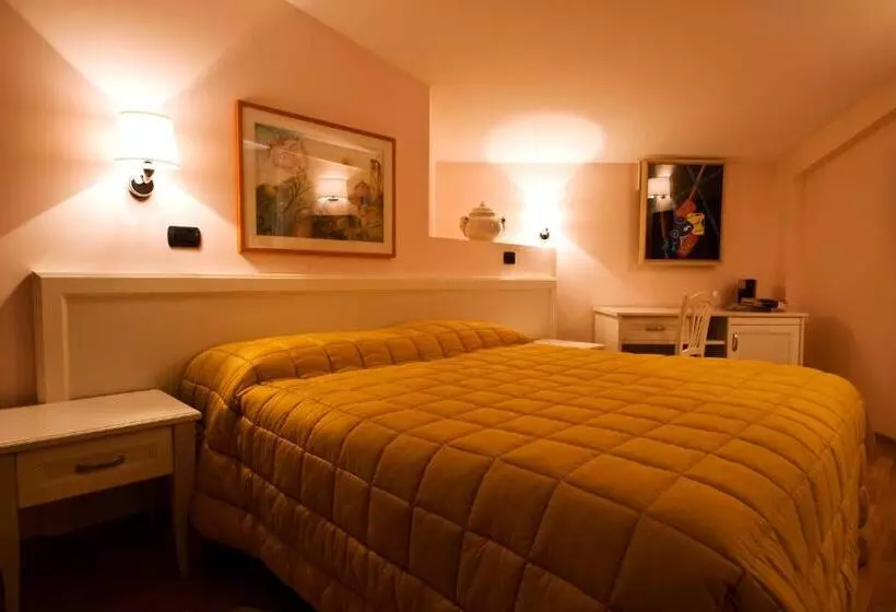 Hotelli Albergo Ristorante Siro