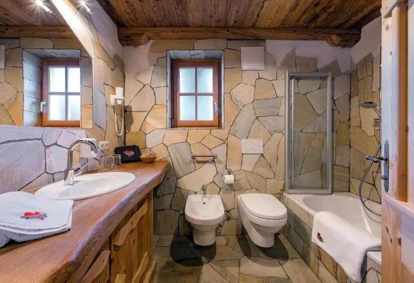 ホテル Chalets Almdorf Haidenberg