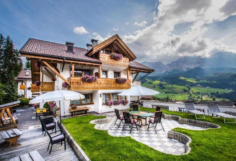 酒店 Ciasa Montanara