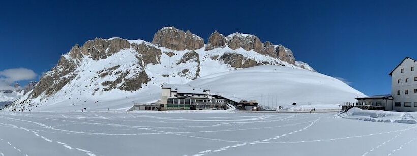 ホテル Col Di Lana