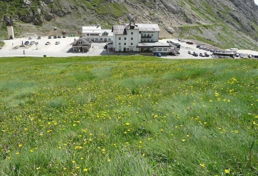 ホテル Col Di Lana