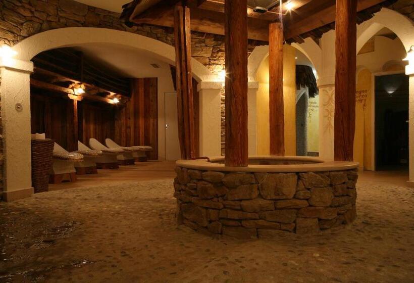 Отель Garni La Roccia