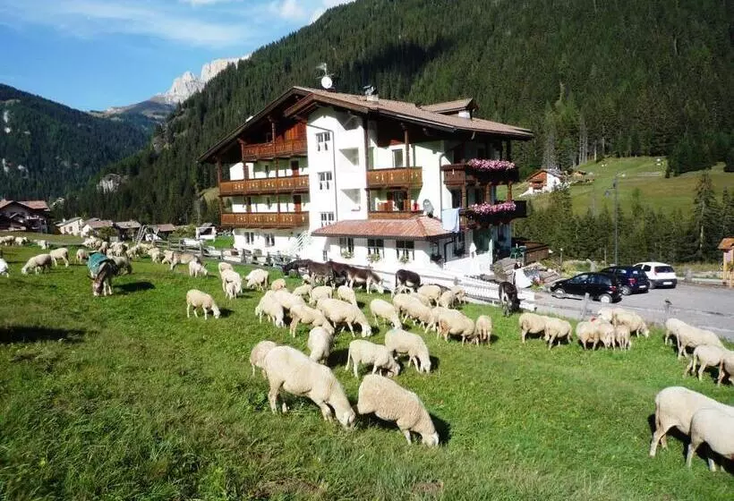 Hotelli Sassleng