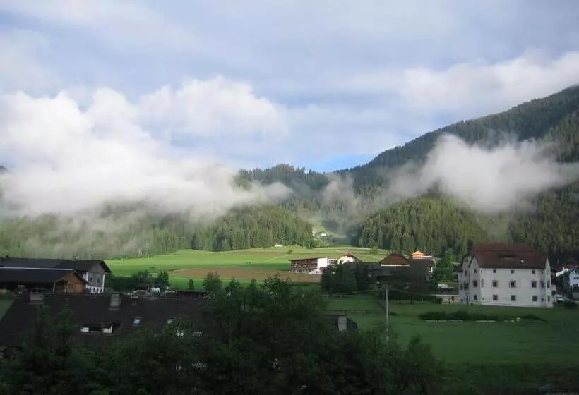 Hotelli Schmalzlhof