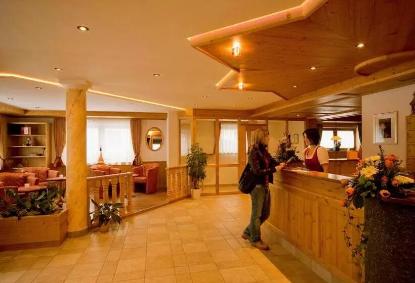 Hotelli Schmalzlhof