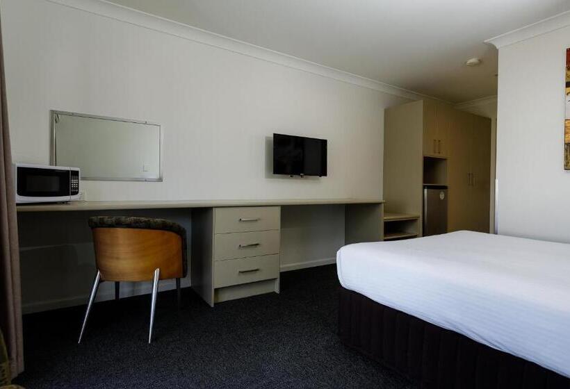 Отель The Waterloo Bay