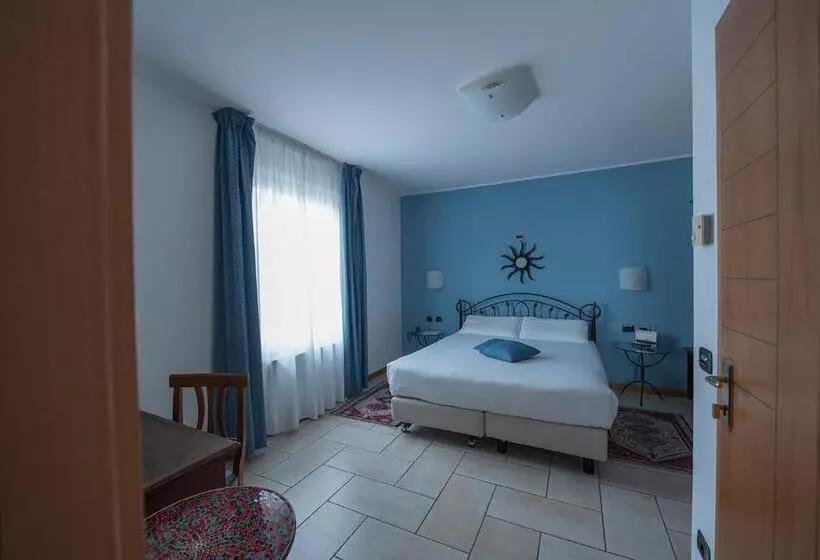 Hotelli Villa Colico