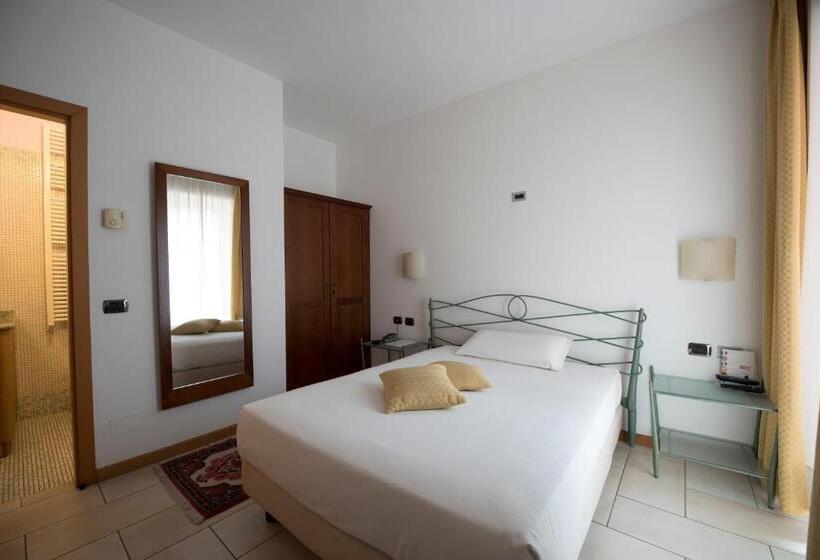 בית מלון כפרי Villa Colico