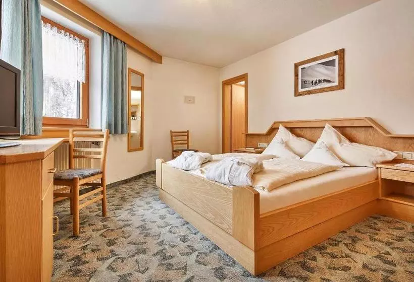 レジデンス Appartementhaus Arnika