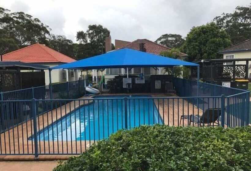 Курорт Forster Holiday Village