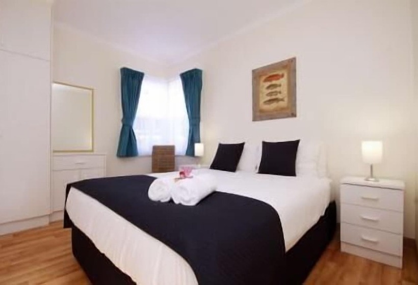 Курорт Forster Holiday Village