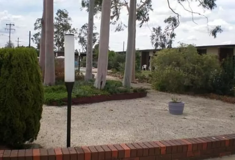 Riviana Motel