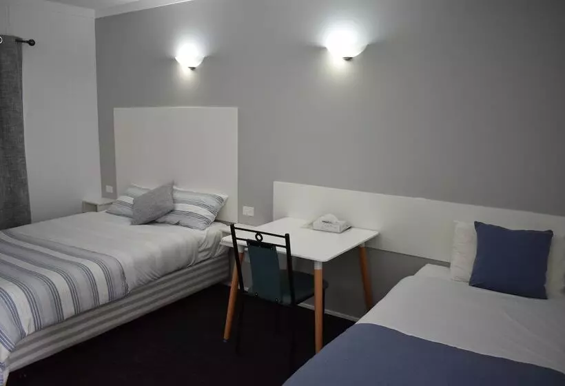 Riviana Motel
