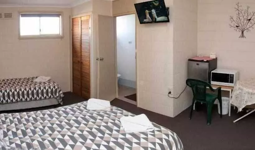 The Swiss Motel