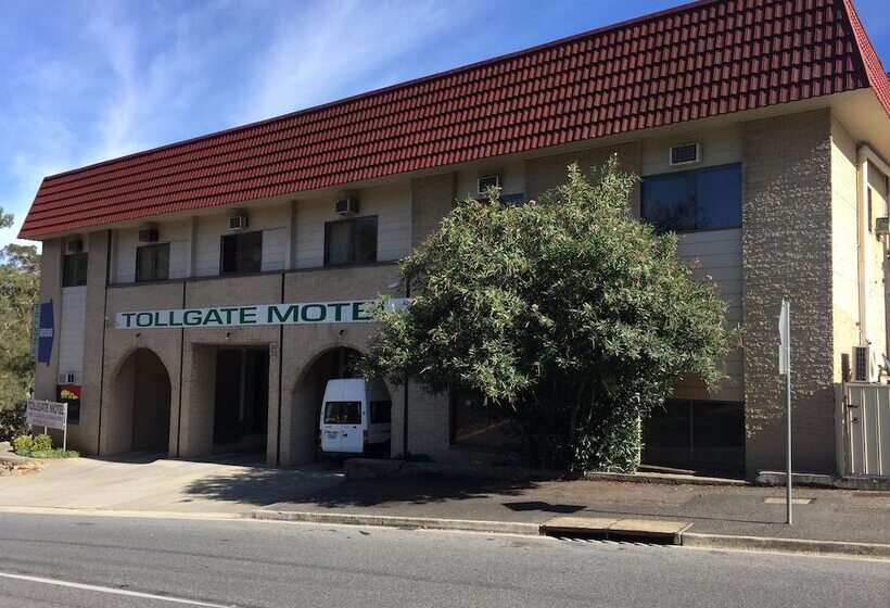 Tollgate Motel