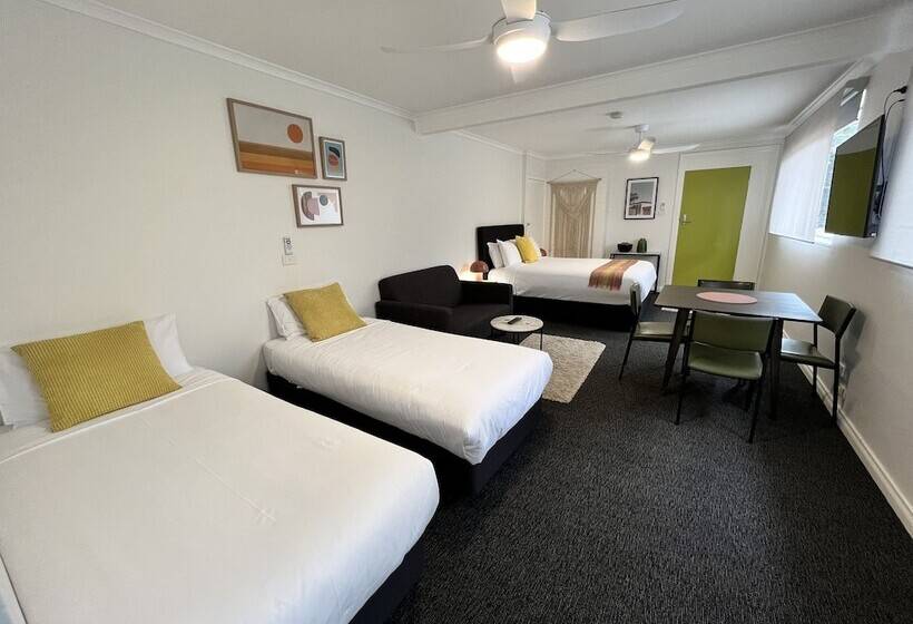 Warburton Motel Where Mid Century Style Meets The Mountains