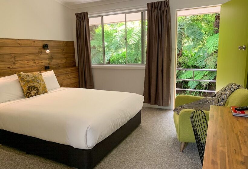 Warburton Motel Where Mid Century Style Meets The Mountains