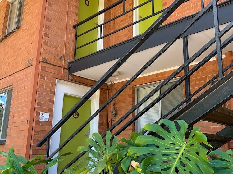 Warburton Motel Where Mid Century Style Meets The Mountains