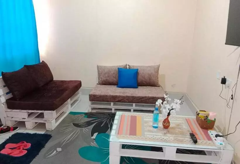 تختخواب و صبحانه Cm Air Bnb Khetias