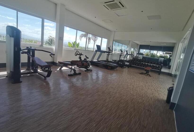 בית מלון כפרי Primavera City, Living Stone Place