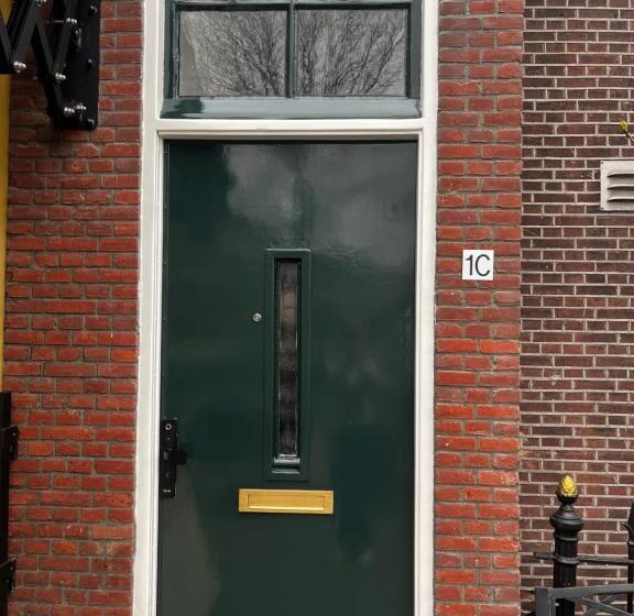 Apartement Hotel Stays By Adm