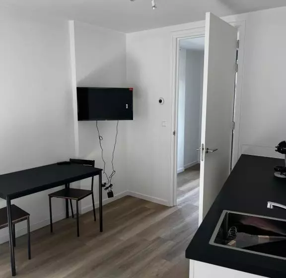 Apartement Hotel Stays By Adm