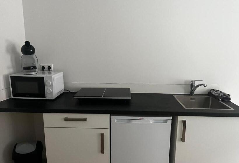 Apartement Hotel Stays By Adm