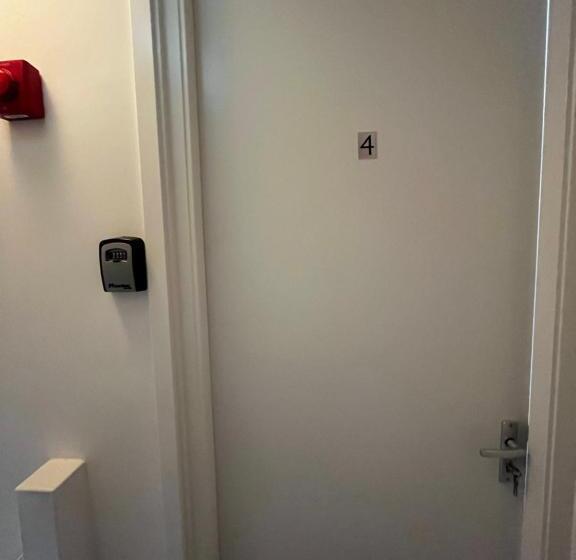 Apartement Hotel Stays By Adm