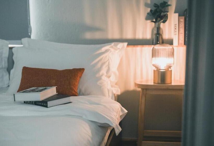 Pensjonat 41cafetel Prachinburi