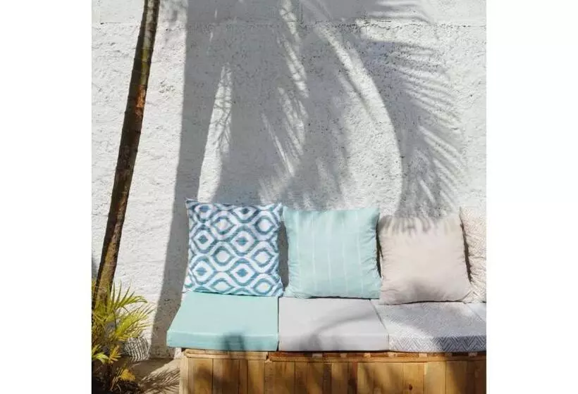 پانسیون Casa Coco Hostel