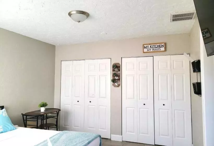 Majatalo Studio University Pines At Sarasota