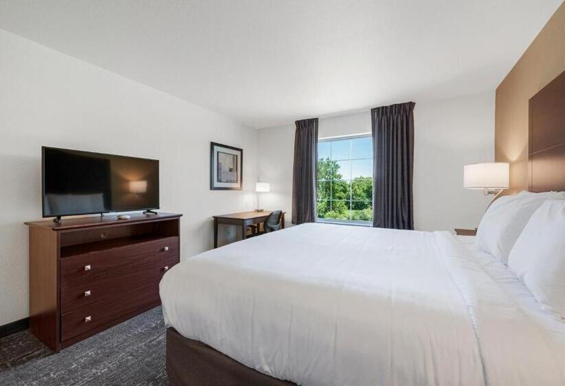 Cobblestone Hotel & Suites Russells Point At Indian Lake