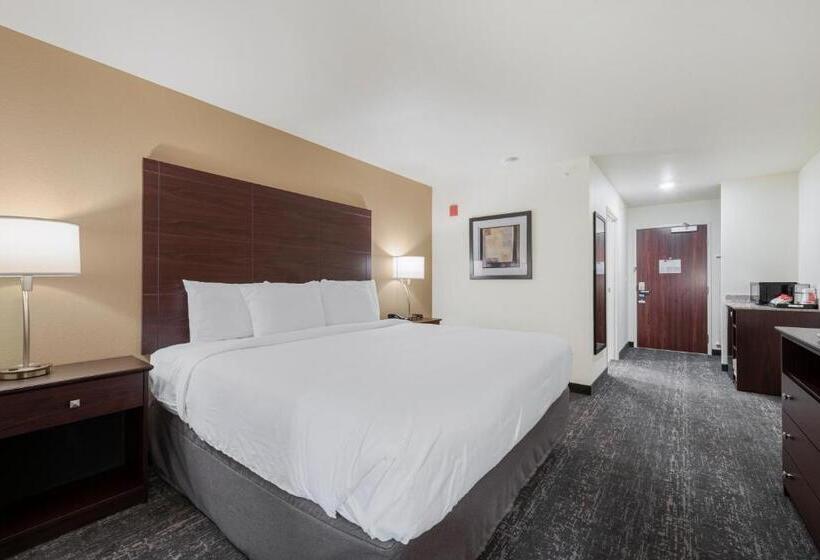 Cobblestone Hotel & Suites Russells Point At Indian Lake