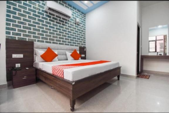 Hotel Chandigarh Inn