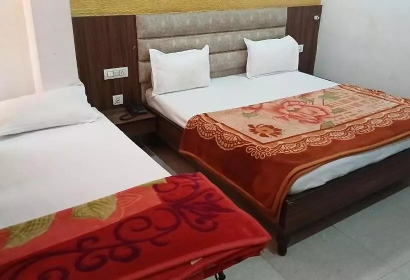 ホテル Chandigarh Inn